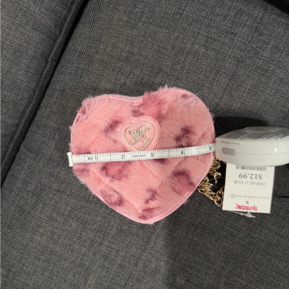Juicy Couture Pink Heart-Shaped Furry Coin Purse - Picture 7 of 10